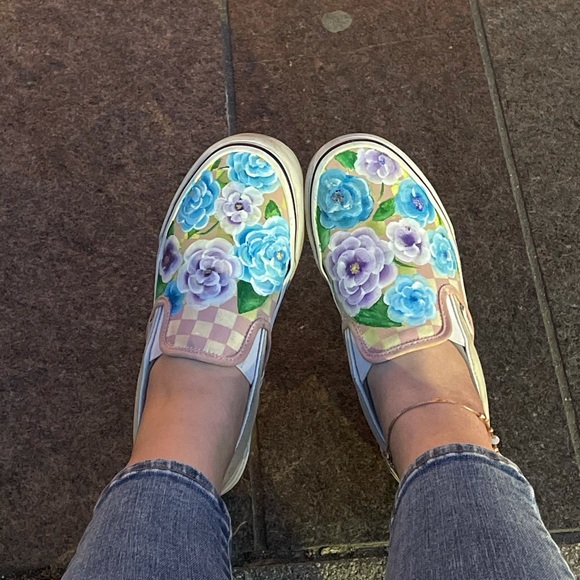 CUSTOM SHOES - Picture 3 of 15